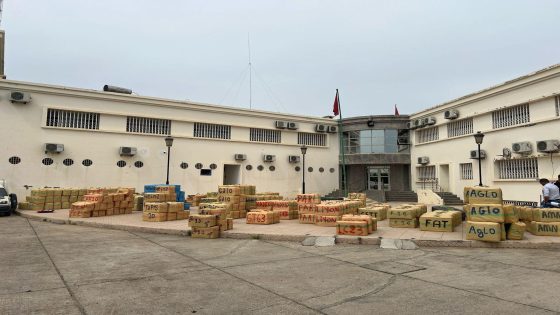 عناصر فرقة الشرطة القضائية للأمن بسيدي قاسم تتمكن من إجهاض محاولة للتهريب الدولي لشحنة كبيرة من مخدر الشيرا كانت محملة على متن شاحنة للنقل الطرقي للبضائع.