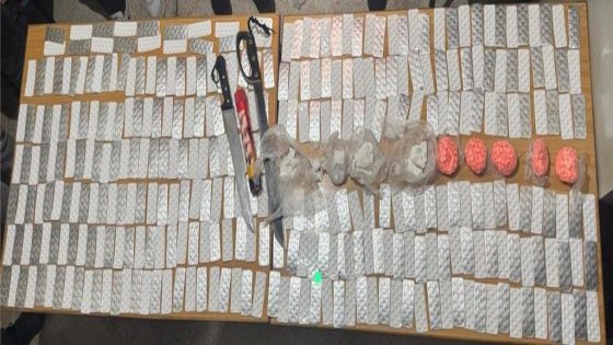 عناصر الشرطة بالأمن الإقليمي بسلا توقف شخصين للاشتباه في تورطهما في حيازة وترويج المخدرات والمؤثرات العقلية.