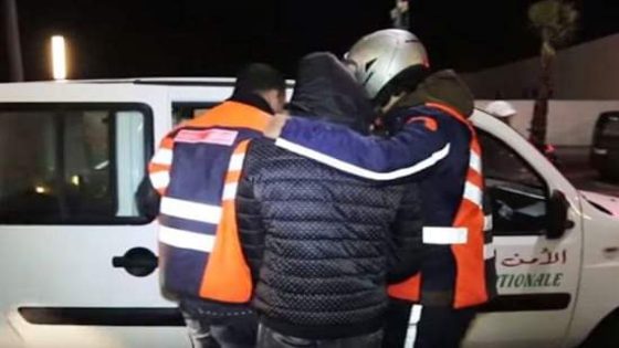 فلاش …. تنسيق أمني محكم يقود إلى اعتقال لص TMX من طرف أمن سيدي البرنوصي.