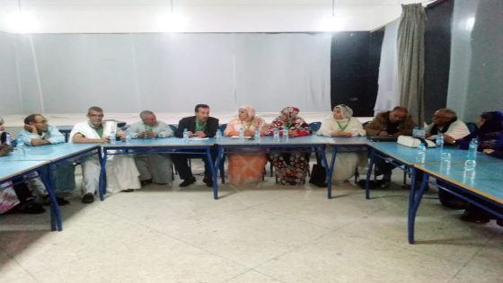 فلاش…..فعاليات المجتمع المدني بمدينة العيون تعقد لقاءا جمعويا لدراسة انشغالات المواطنين .