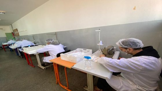 المندوبية العامة لإدارة السجون وإعادة الإدماج تطلق مشروعا لتصنيع الكمامات الطبية الواقية