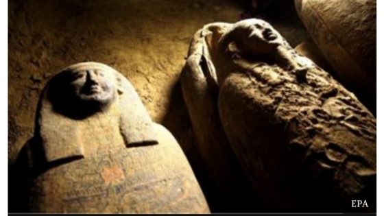 اكتشاف توابيث مدفونة منذ 2500 سنة بمصر