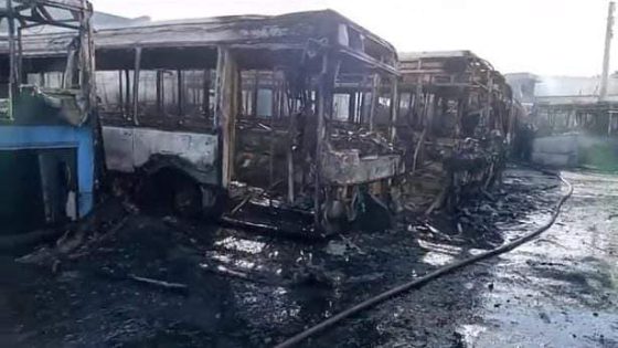 الدار البيضاء .. اندلاع حريق بمستودع لحافلات النقل الحضري