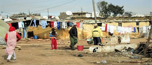 كورونا والزيادة في الأسعار يعودان بمستويات الفقر في المغرب سبع سنوات إلى الوراء