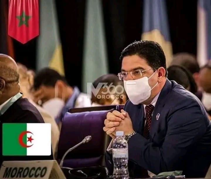 ناصر بوريطة يصل للجزائر