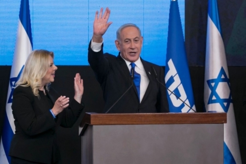 اسرائيل .. الفوز لزعيم حزب الليكود بنيامين نتنياهو وحلفائه من اليمين واليمين المتطرف بأغلبية ساحقة في الانتخابات الإسرائيلية.