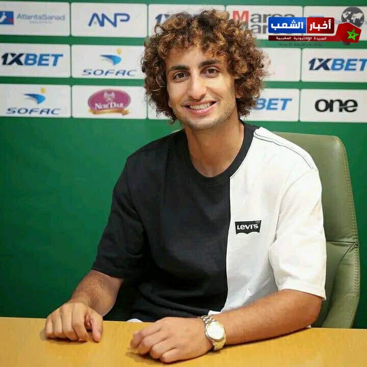 وقع اللاعب مصري عمرو وردة عقد انضمامه إلى فريق الرجاء لموسمين