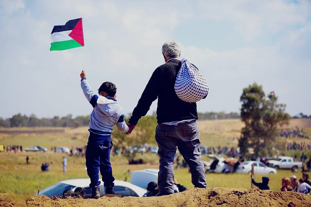 صدى الكلمات.. أخبروا أولادكم عن فلسطين..!!