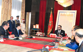 الملك محمد السادس يرأس جلسة عمل حول مشكلة الماء ويدعو إلى تعزيز اليقظة والجهود لرفع تحدي الأمن المائي