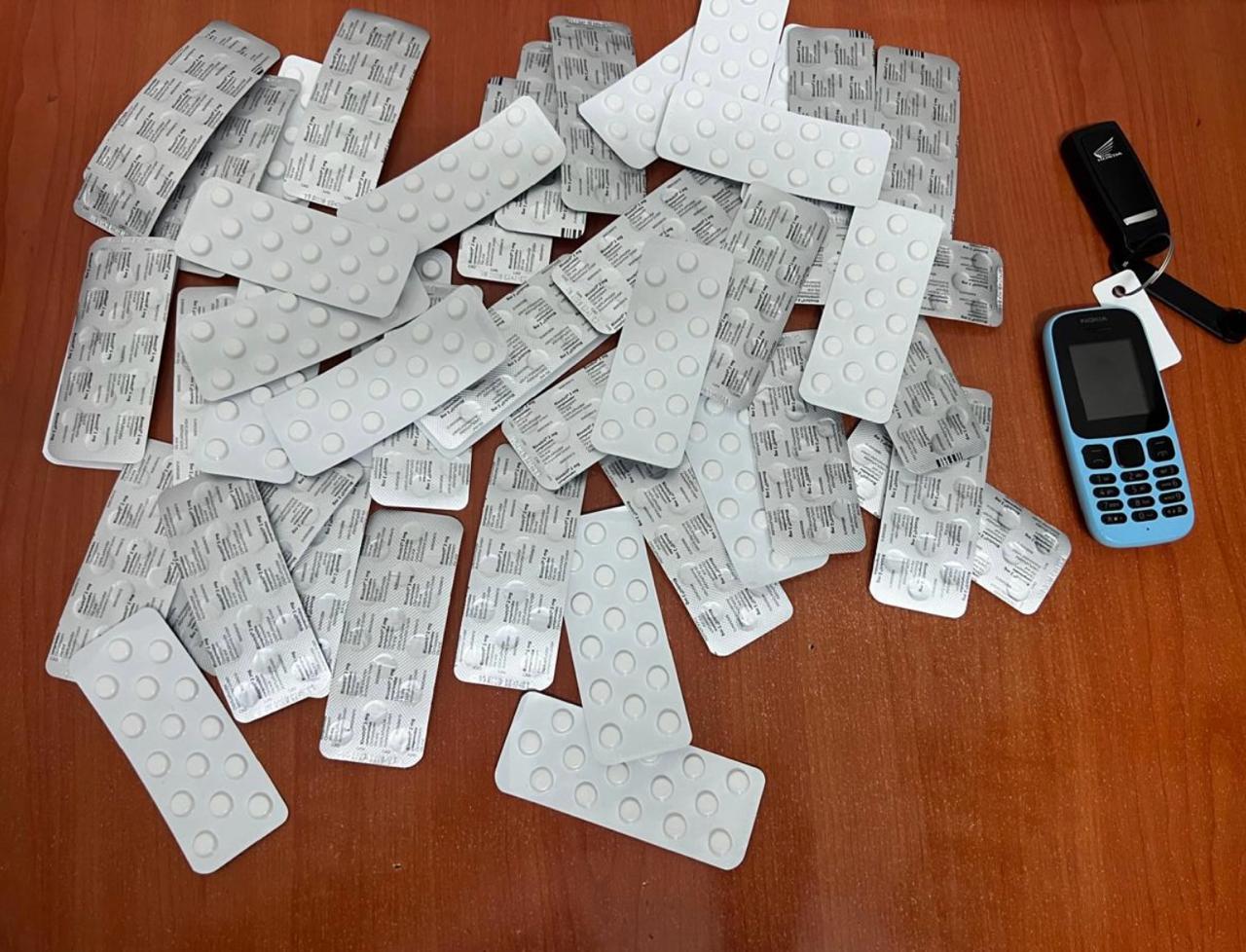 توقيف مهرب مخدرات في طنجة: ضبط كمية كبيرة من الأقراص المهلوسة