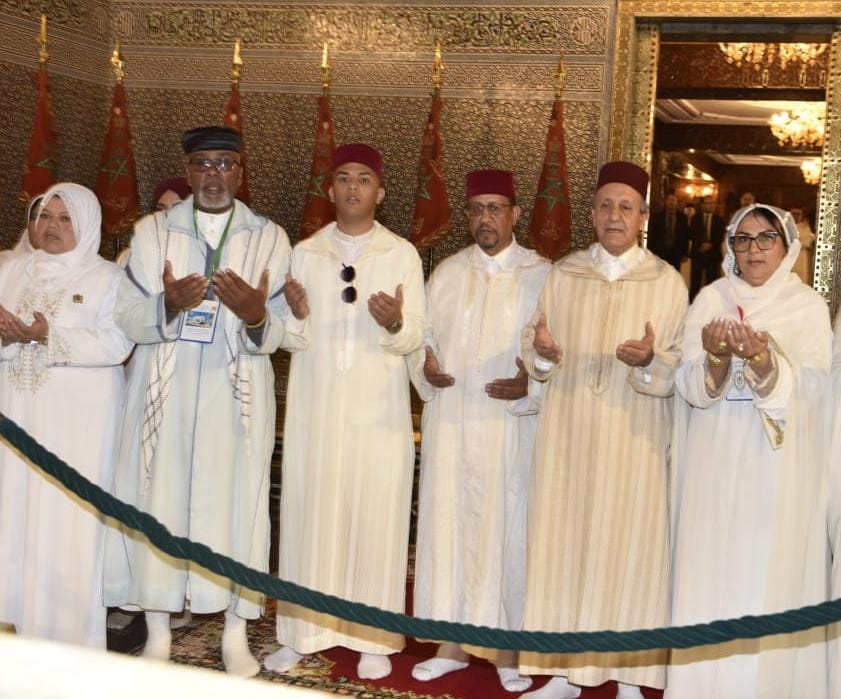قامت جمعية المغاربة الأحرار للترافع عن الوحدة الترابية بزيارة ضريح الملك محمد الخامس تخليدا لذكرى وفاته