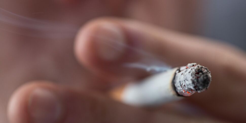 حسب دراسات: تدخين السجائر من بين أبرز العوامل المسببة لأمراض المسالك البولية