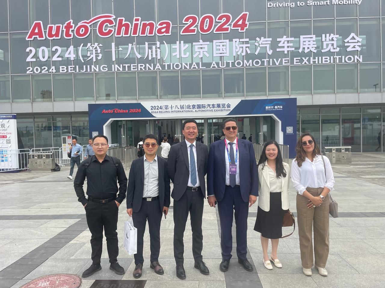 السيد عمر مورو يشارك في فعاليات Auto China 2024 في بيكين: نحو التنقل الذكي”