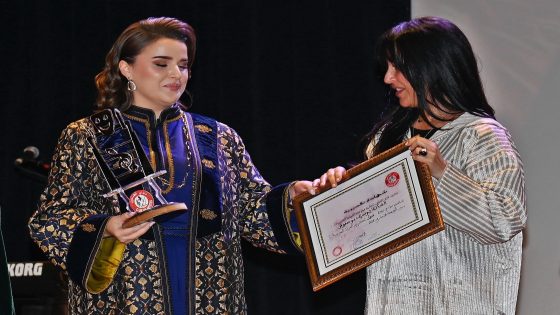 الرباط…”تتويج الفنانة يسرى بوحموش في حفل تكريم نظم على شرف النساء المغربيات المتألقات“