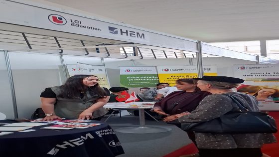 القنصل الفرنسية بالدار البيضاء باسكال تريمباش pascale trimbach تزور الملتقى الدولي للطالب بالجديدة.