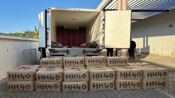 عناصر الأمن الوطني بالصويرة تتمكن من حجز كمية كبيرة من مخدر الشيرا وتوقف شخصين من ذوي السوابق القضائية للاشتباه في ارتباطهما بشبكة إجرامية تنشط في التهريب الدولي للمخدرات والمؤثرات العقلية.