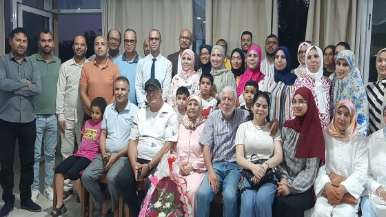 سطات : اطر الكرايم تشيد بالطاقة الإيجابية للاطار الإداري محمد منفلوطي وتقيم حفلا بهيجا تكريما له بمناسبة انتقاله