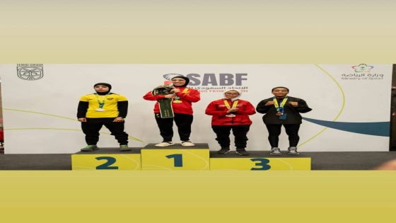 المغربية هدى العينبي تتوج بحزام المملكة العربية السعوديه للملاكمة نخبة 2026.