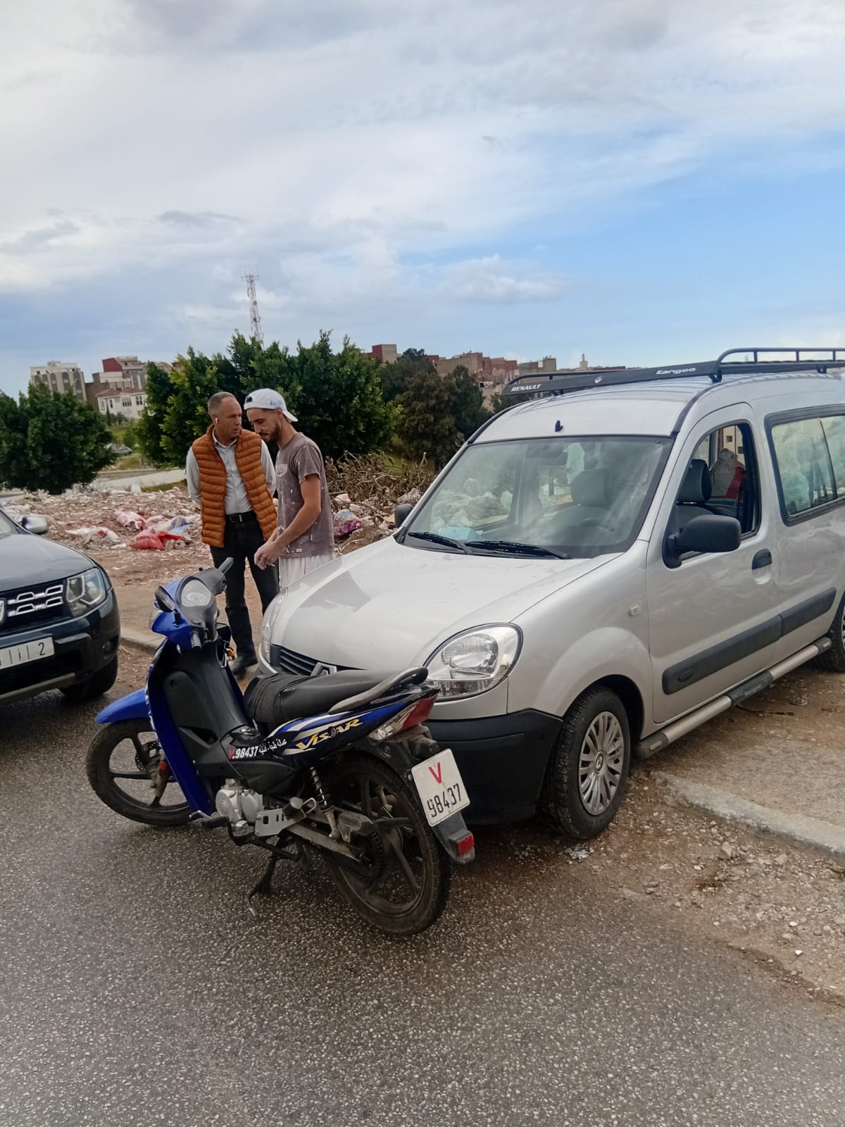 طنجة.. قائد الملحقة الإدارية 20 وأعوان السلطة يواصلون محاربة الرمي العشوائي لمخلفات البناء.